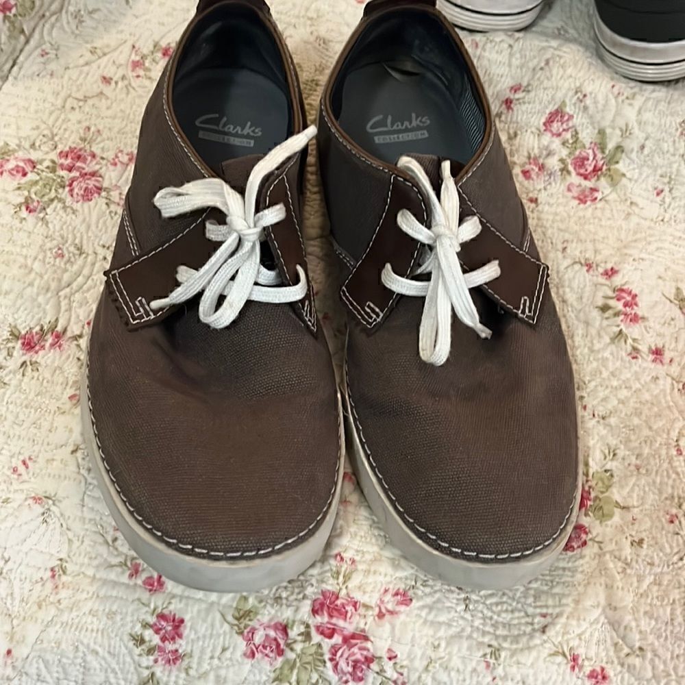 Clarks cushion shoes  